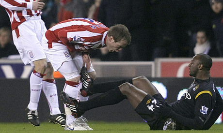 Glenn Whelan Patrick Vieira.jpg